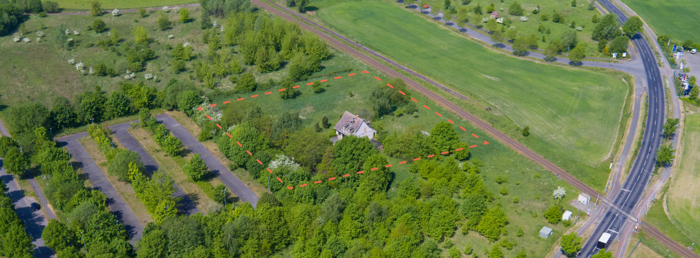 Building plot 42
